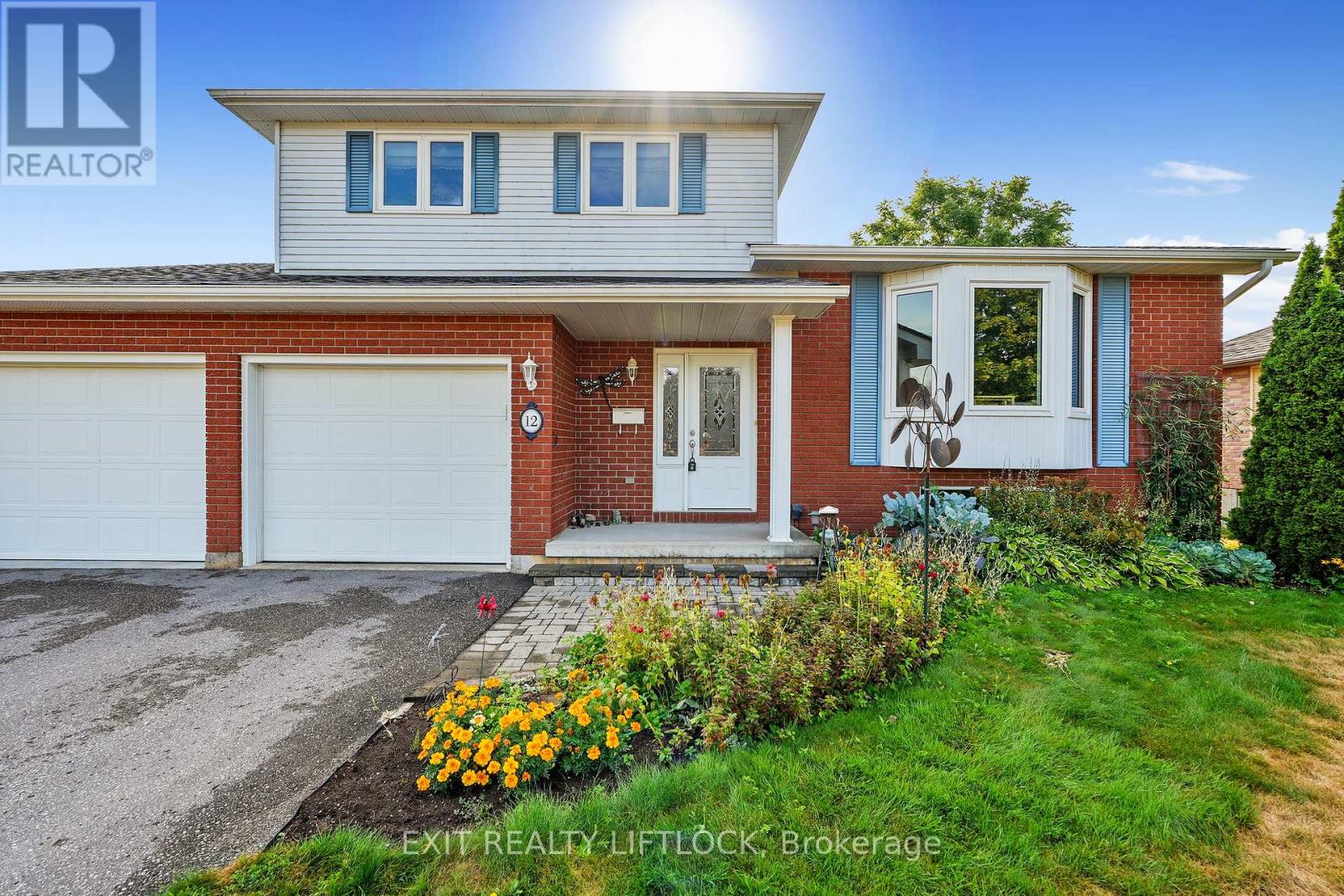 12 Victoria Avenue, Smith-Ennismore-Lakefield (Lakefield), Ontario  K0L 2H0 - Photo 3 - X12344256