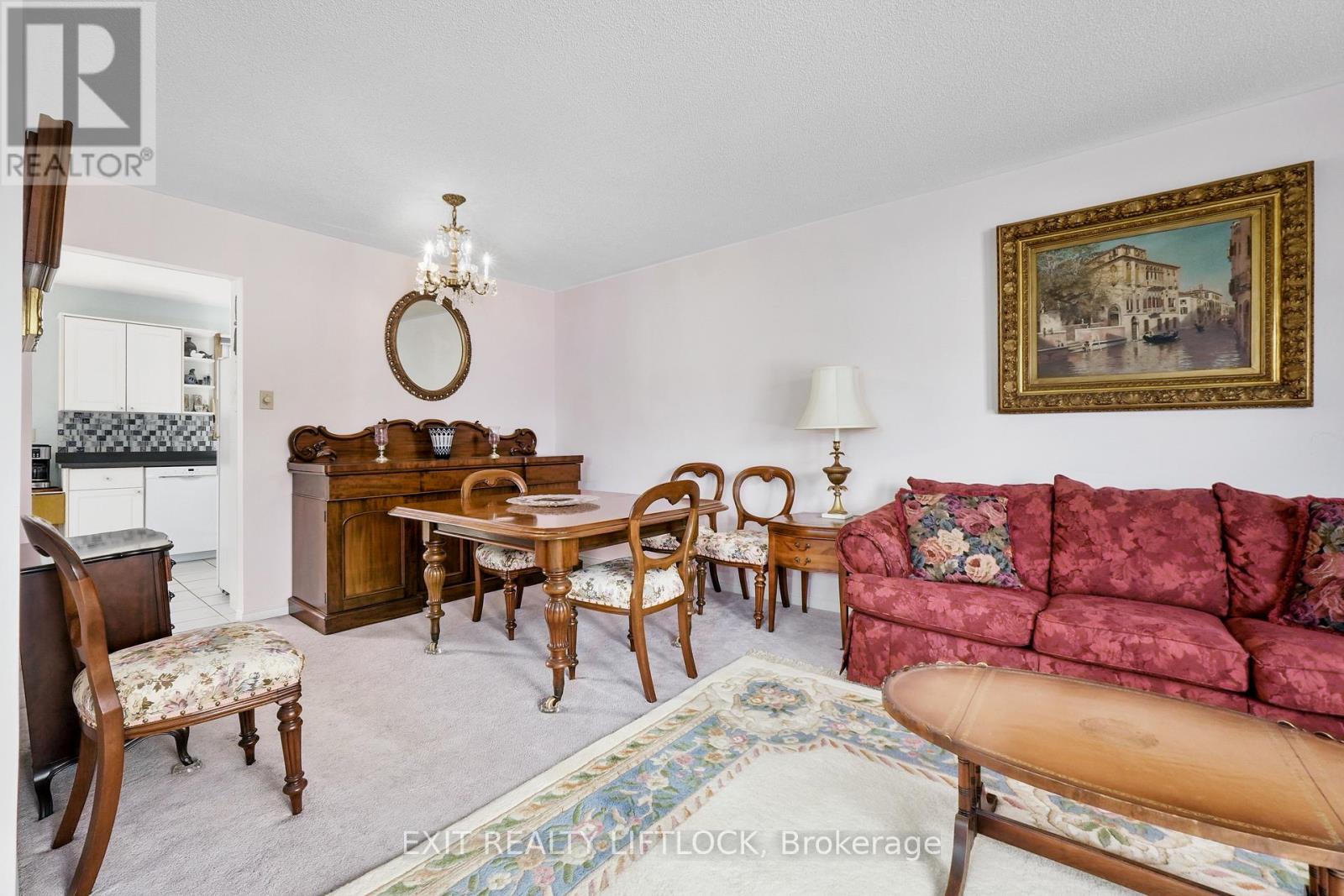 12 Victoria Avenue, Smith-Ennismore-Lakefield (Lakefield), Ontario  K0L 2H0 - Photo 8 - X12344256