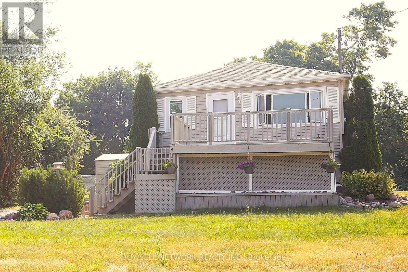 879 Garthorne Avenue, Selwyn, Ontario  K0L 1H0 - Photo 1 - X12344314