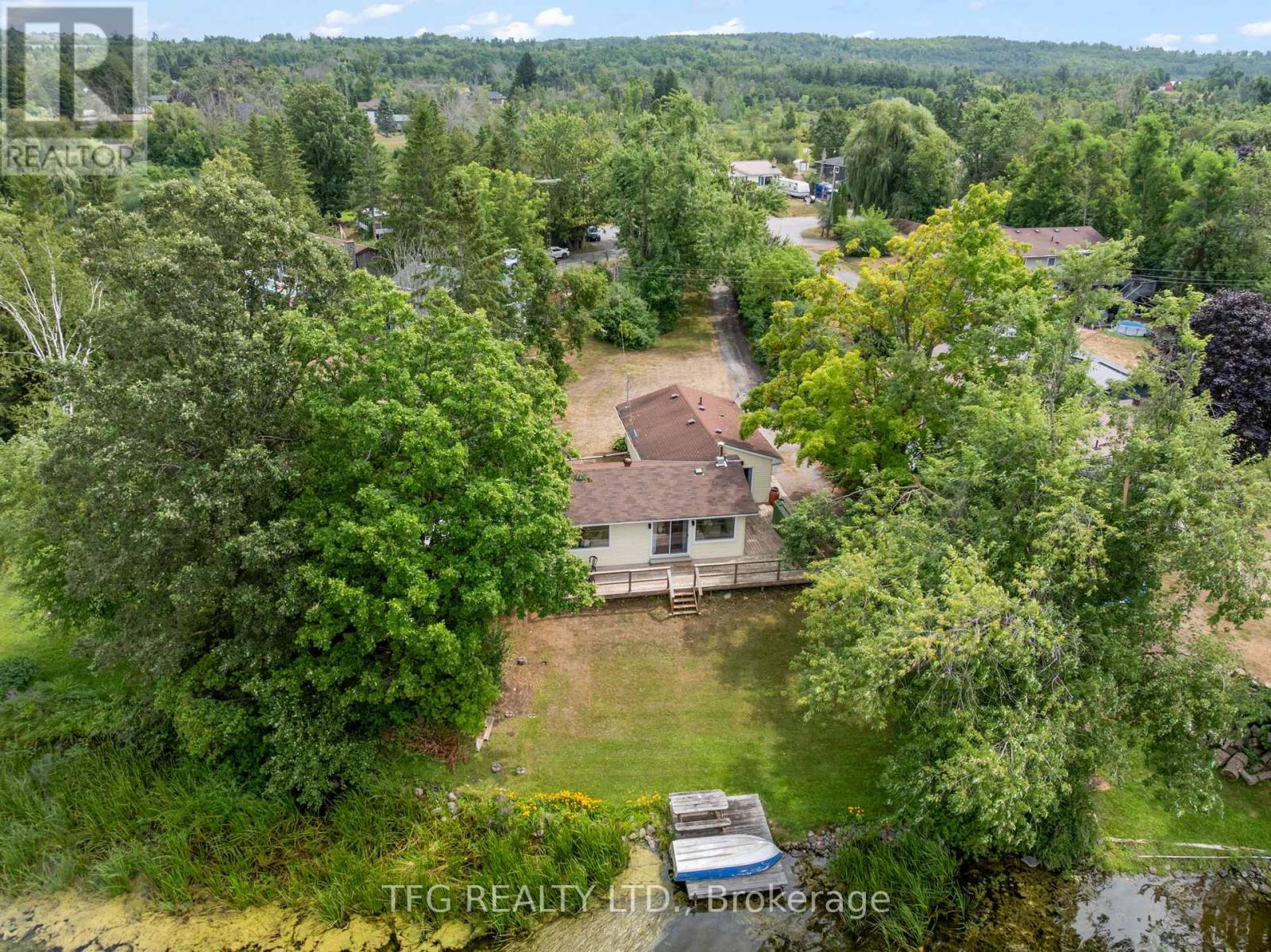 53 Carlton Crescent, Kawartha Lakes (Omemee), Ontario  K0L 2W0 - Photo 2 - X12344341