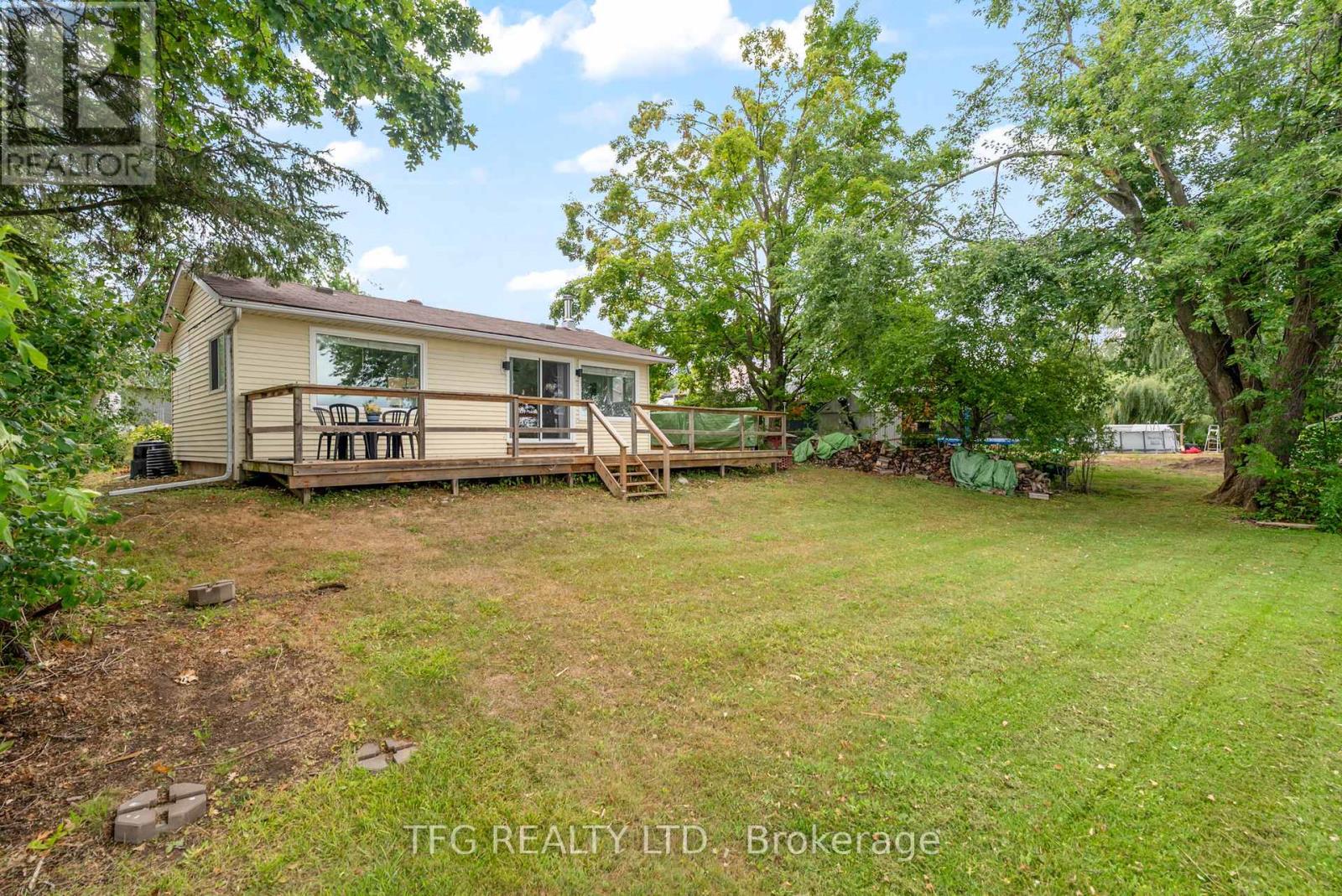 53 Carlton Crescent, Kawartha Lakes (Omemee), Ontario  K0L 2W0 - Photo 34 - X12344341