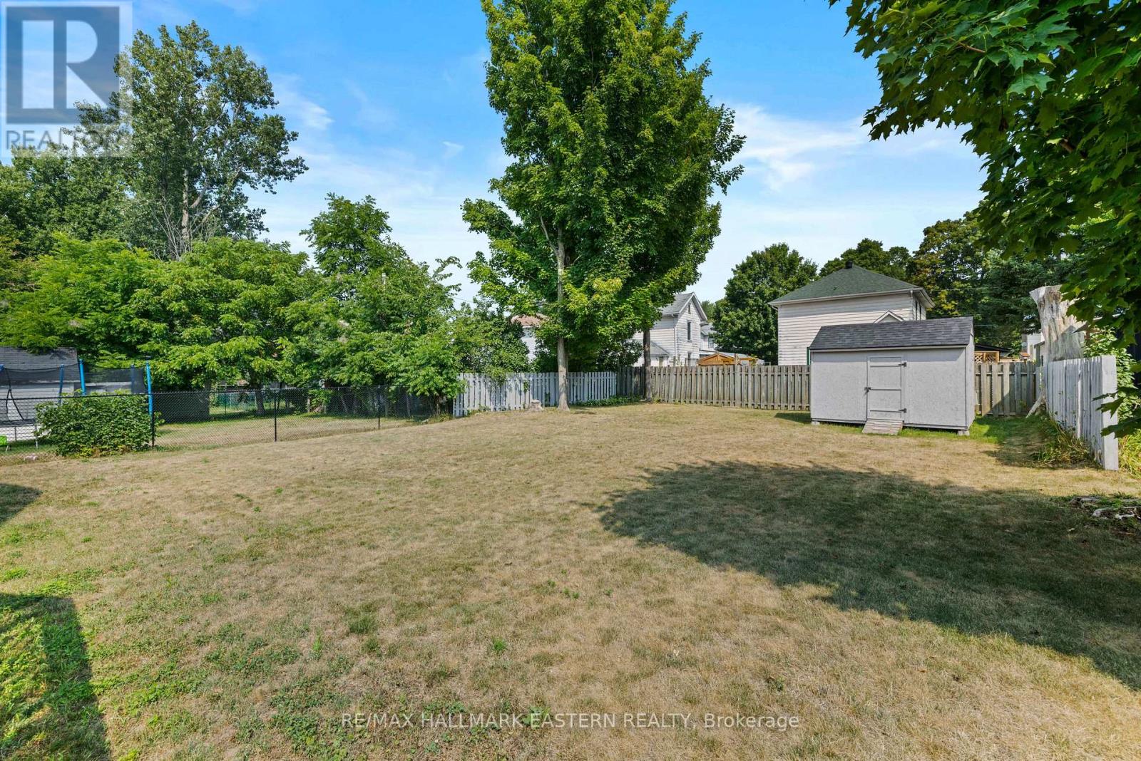 17 Mathison Street E, Havelock-Belmont-Methuen (Havelock), Ontario  K0L 1Z0 - Photo 27 - X12344469