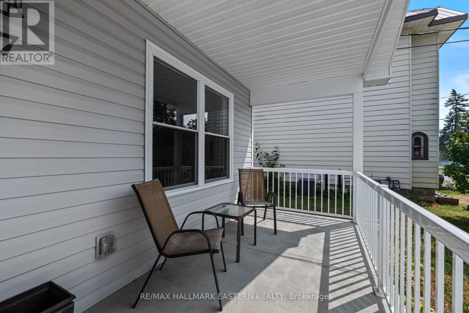 17 Mathison Street E, Havelock-Belmont-Methuen (Havelock), Ontario  K0L 1Z0 - Photo 3 - X12344469