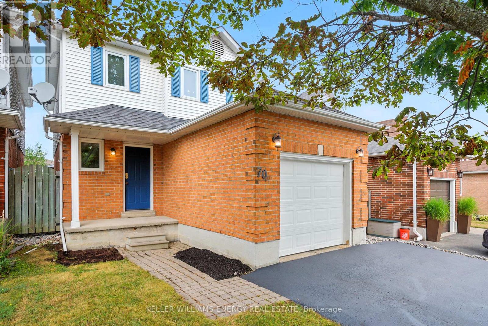 70 Hart Boulevard, Clarington (Newcastle), Ontario  L1B 1E4 - Photo 2 - E12344693