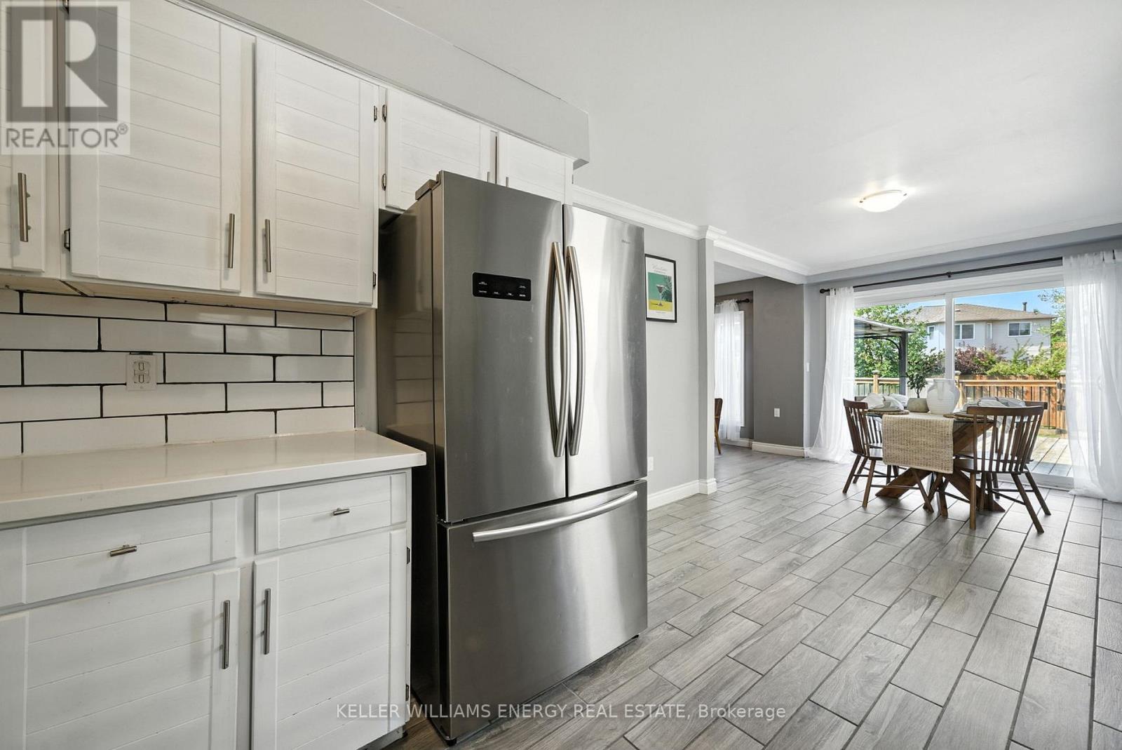 70 Hart Boulevard, Clarington (Newcastle), Ontario  L1B 1E4 - Photo 5 - E12344693