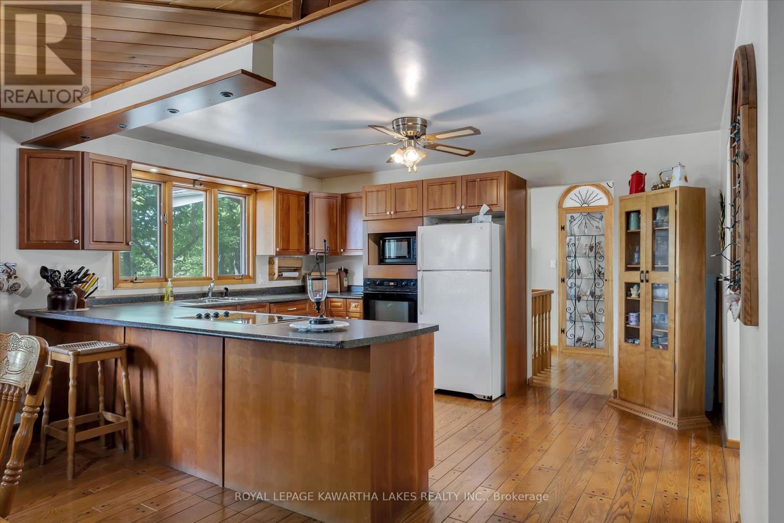 1928 Elm Tree Road, Kawartha Lakes (Ops), Ontario  K9V 4R1 - Photo 12 - X12344837