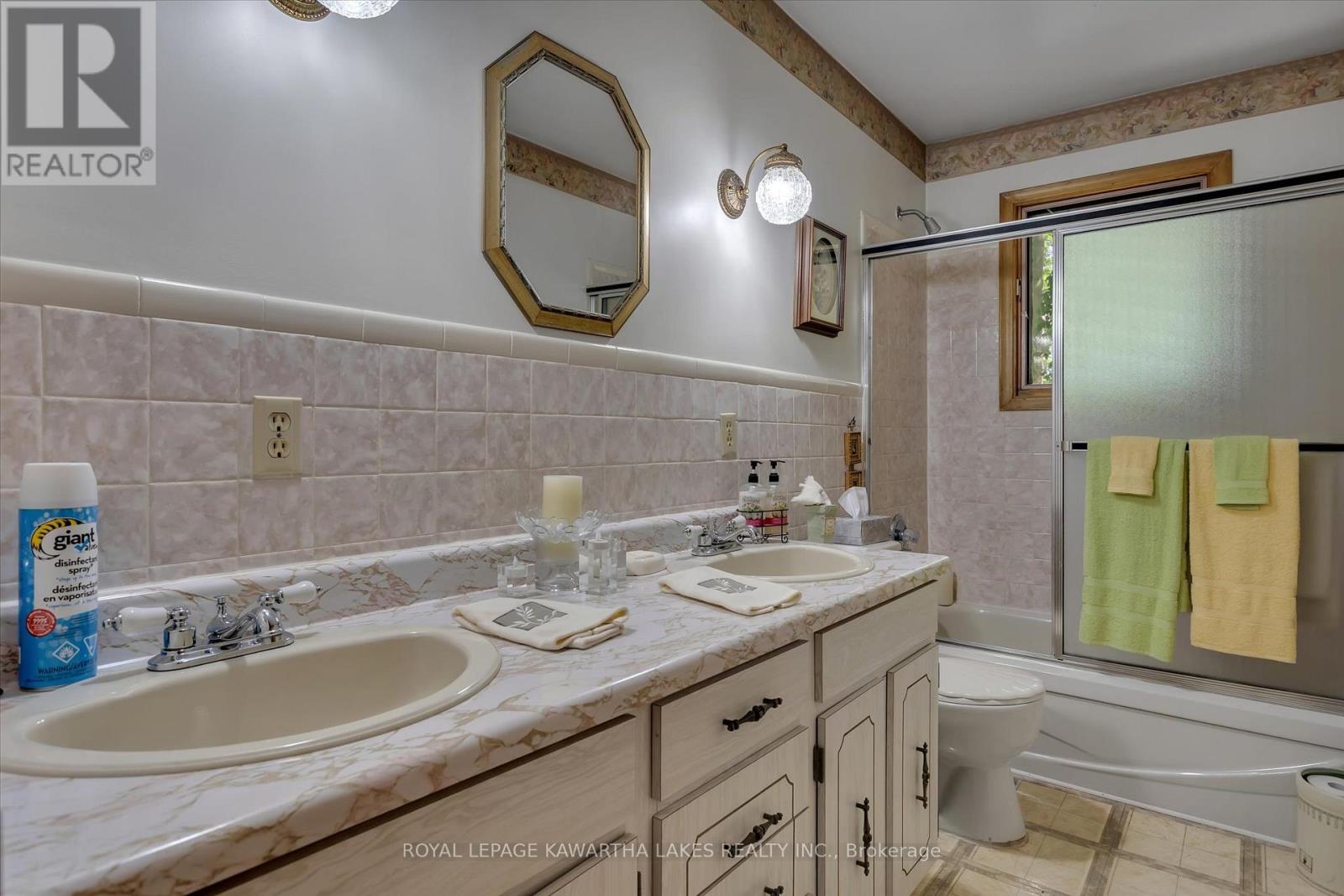 1928 Elm Tree Road, Kawartha Lakes (Ops), Ontario  K9V 4R1 - Photo 21 - X12344837