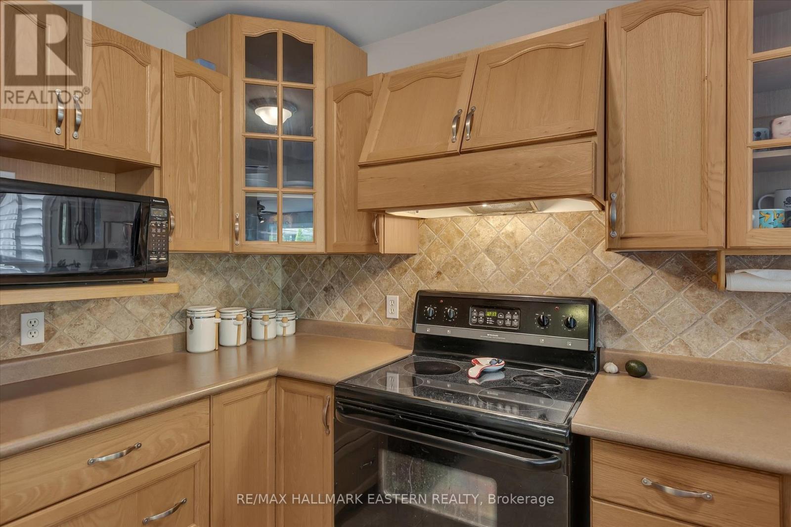 20 Eldon Court, Peterborough East (North), Ontario  K9H 7S1 - Photo 8 - X12345320