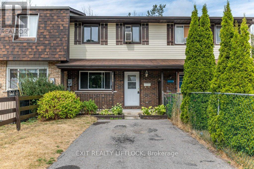 2075 Walker Avenue, Peterborough East (South), Ontario  K9L 1T6 - Photo 1 - X12345325