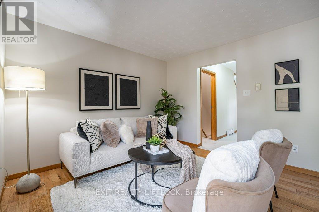2075 Walker Avenue, Peterborough East (South), Ontario  K9L 1T6 - Photo 11 - X12345325
