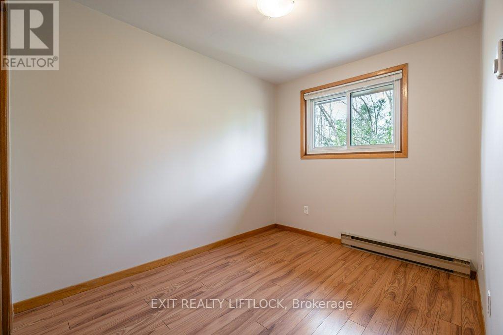 2075 Walker Avenue, Peterborough East (South), Ontario  K9L 1T6 - Photo 20 - X12345325