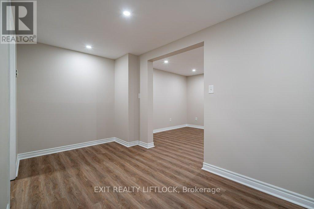 2075 Walker Avenue, Peterborough East (South), Ontario  K9L 1T6 - Photo 26 - X12345325