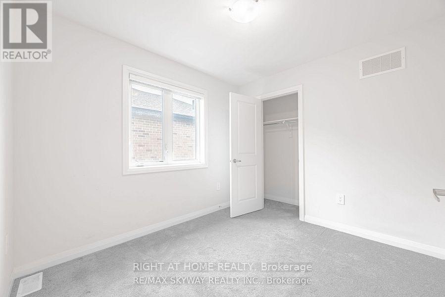 26 Corley Street, Kawartha Lakes (Lindsay), Ontario  K9V 5R8 - Photo 25 - X12345356