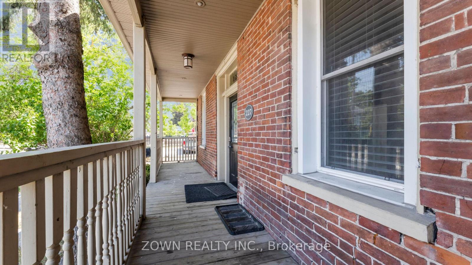 227 Mcdonnel Street, Peterborough Central (North), Ontario  K9H 2W1 - Photo 4 - X12345450
