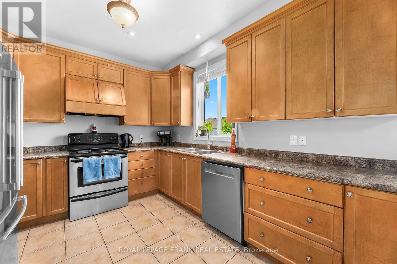 39 Cutler Drive, Clarington (Newcastle), Ontario  L1B 1M4 - Photo 18 - E12345565