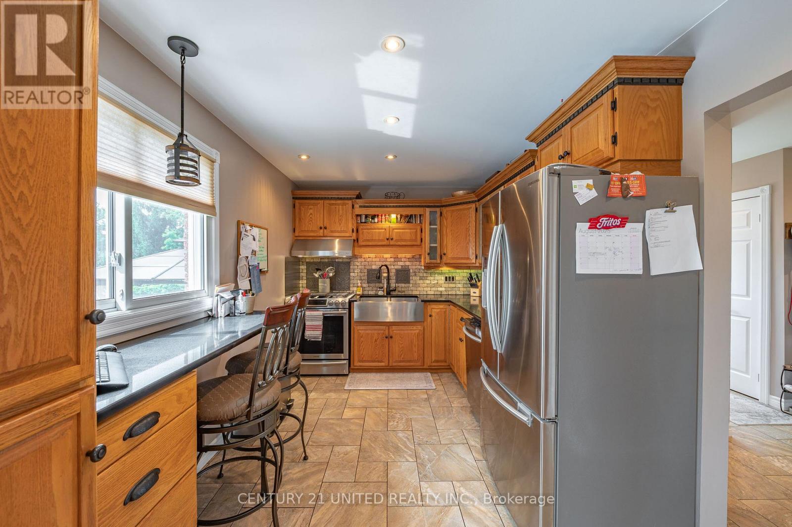 7 Bayleaf Court, Peterborough West (Central), Ontario  K9K 1A2 - Photo 14 - X12346231
