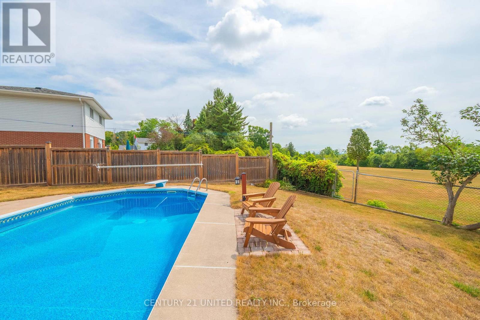 7 Bayleaf Court, Peterborough West (Central), Ontario  K9K 1A2 - Photo 37 - X12346231