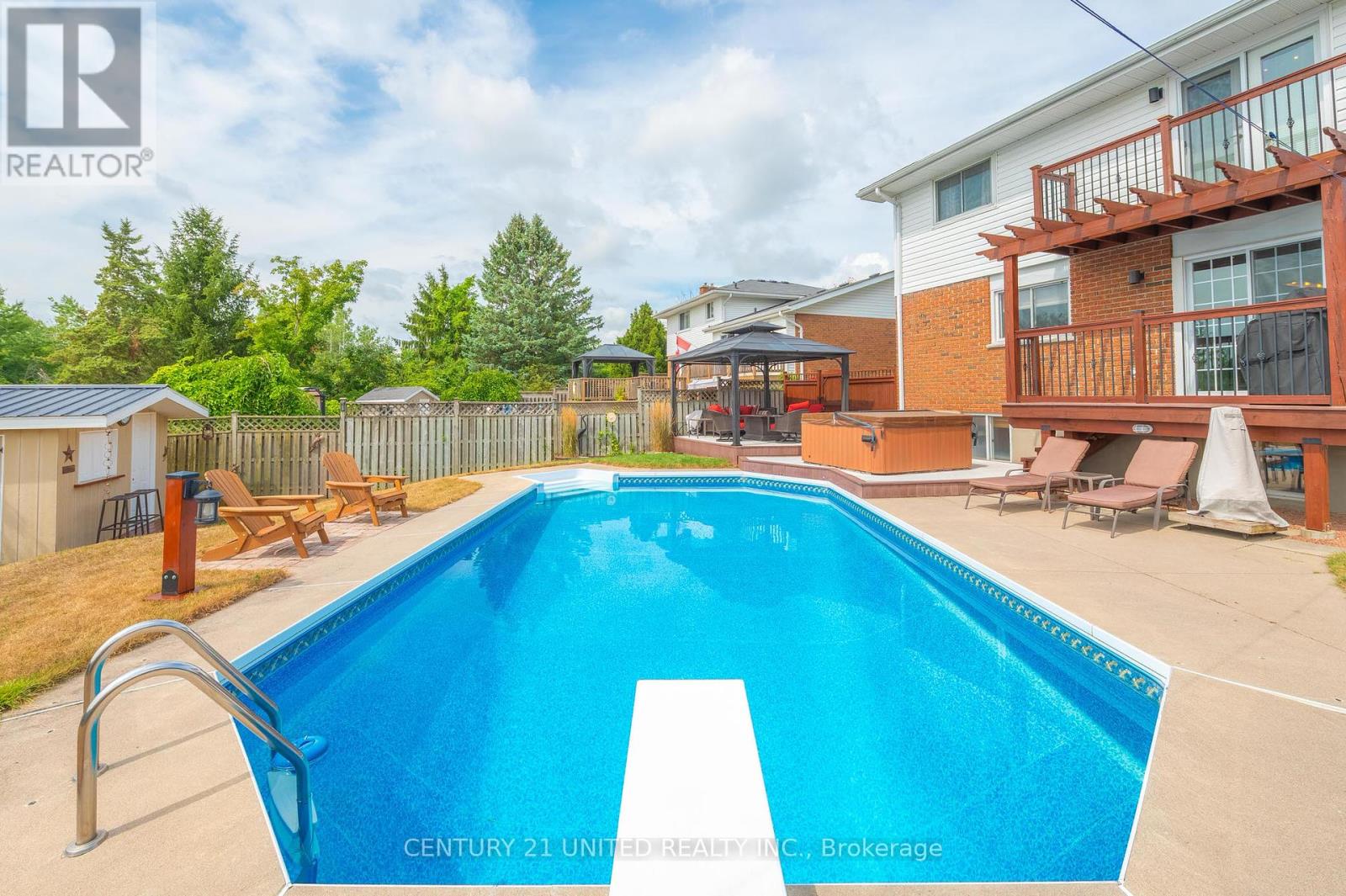 7 Bayleaf Court, Peterborough West (Central), Ontario  K9K 1A2 - Photo 6 - X12346231