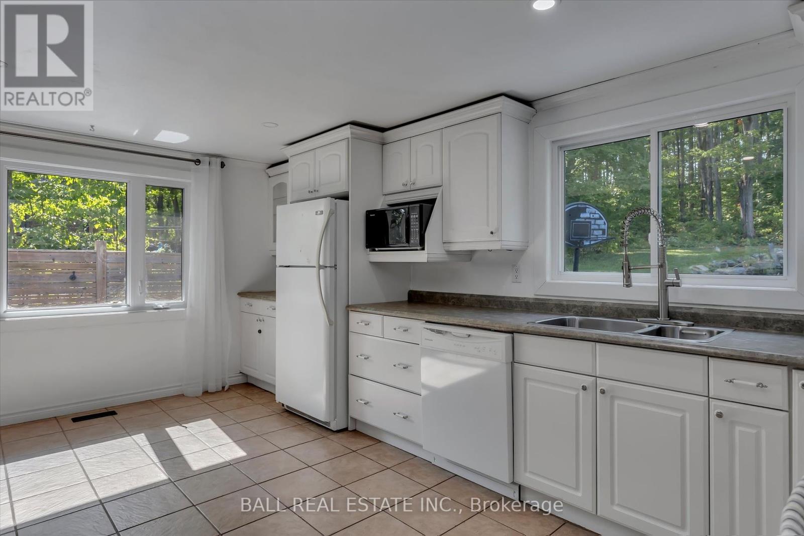 1288 Young's Cove Road, Selwyn, Ontario  K0L 1T0 - Photo 13 - X12346484