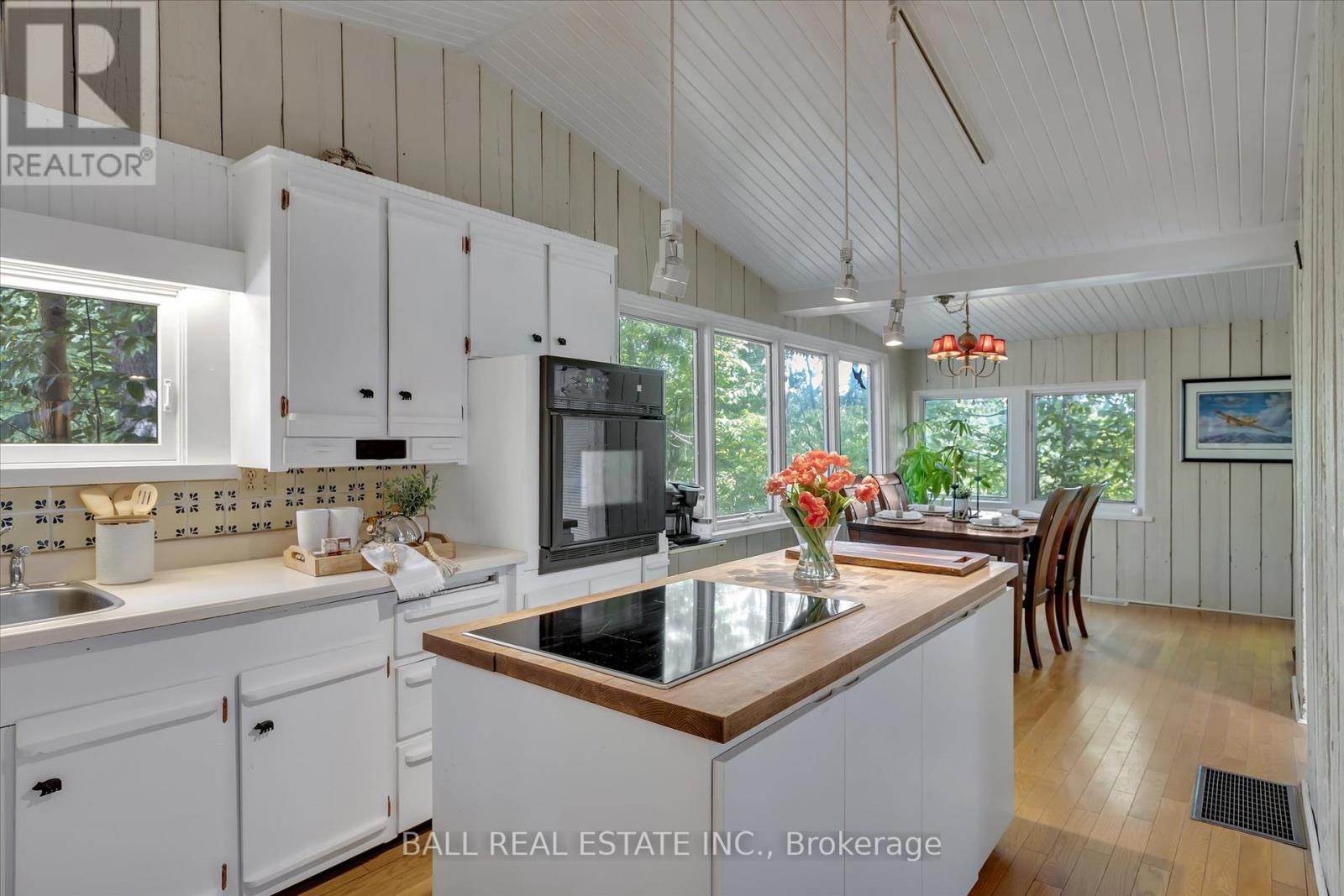 2476 County Rd 46, Havelock-Belmont-Methuen (Belmont-Methuen), Ontario  K0L 1Z0 - Photo 6 - X12346730