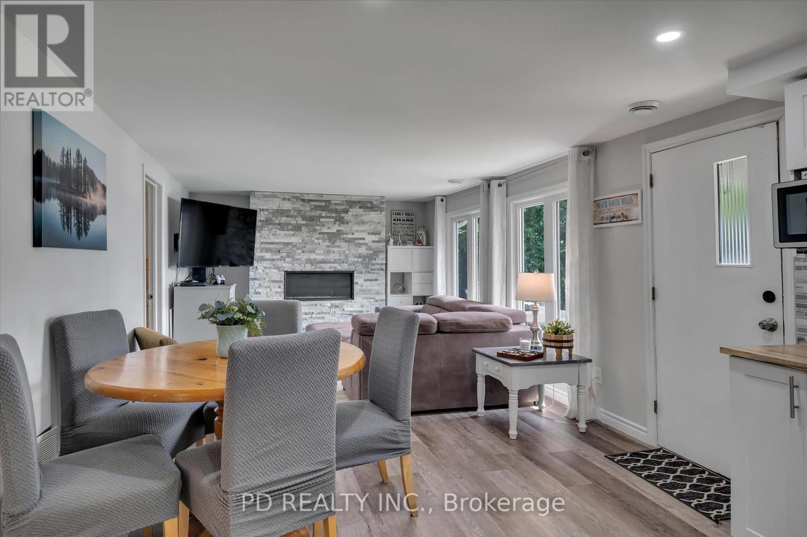 9 Charlotte Crescent, Kawartha Lakes (Emily), Ontario  K0L 2W0 - Photo 31 - X12346990