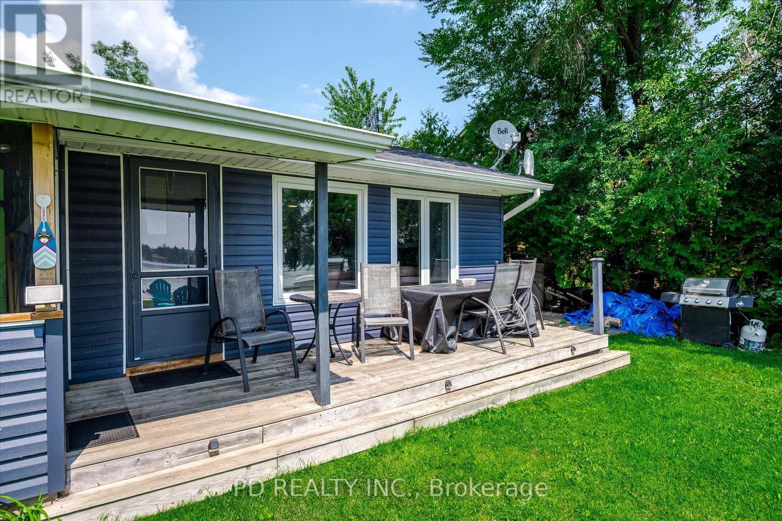 9 Charlotte Crescent, Kawartha Lakes (Emily), Ontario  K0L 2W0 - Photo 45 - X12346990