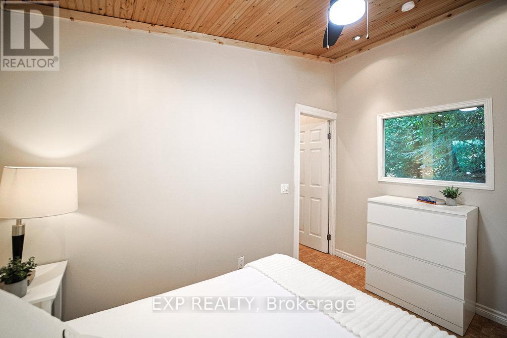 565 West Diamond Lake Road, Hastings Highlands (Herschel Ward), Ontario  K0L 2A0 - Photo 19 - X12346822