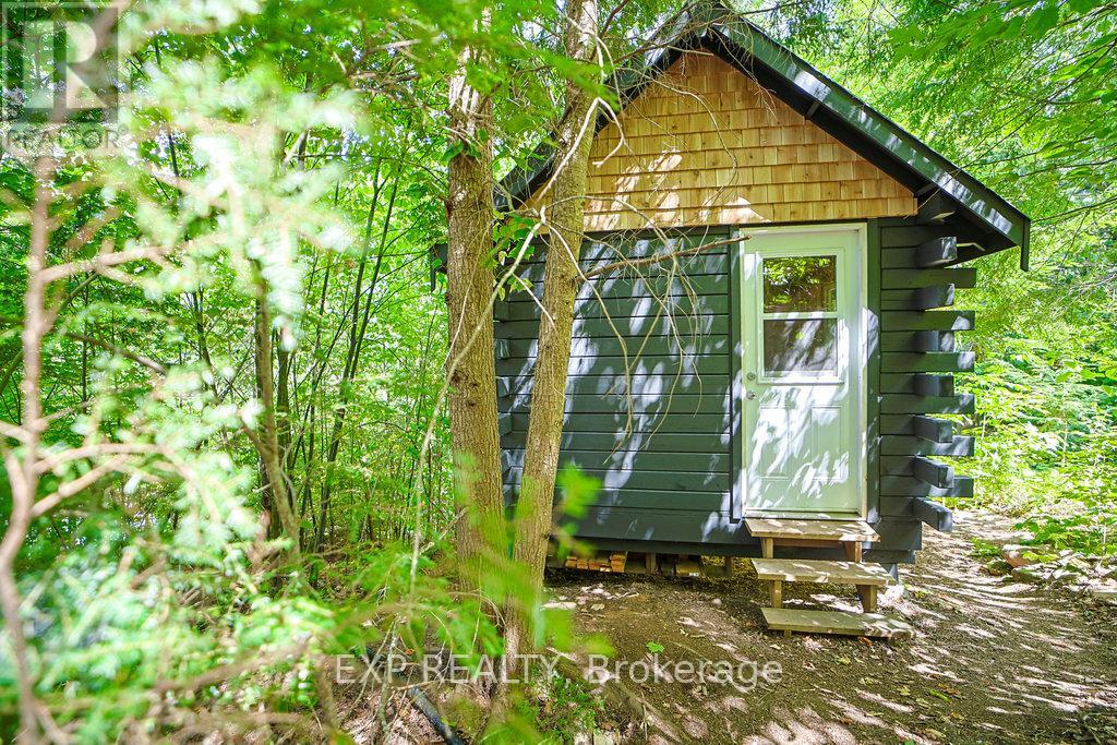 565 West Diamond Lake Road, Hastings Highlands (Herschel Ward), Ontario  K0L 2A0 - Photo 28 - X12346822