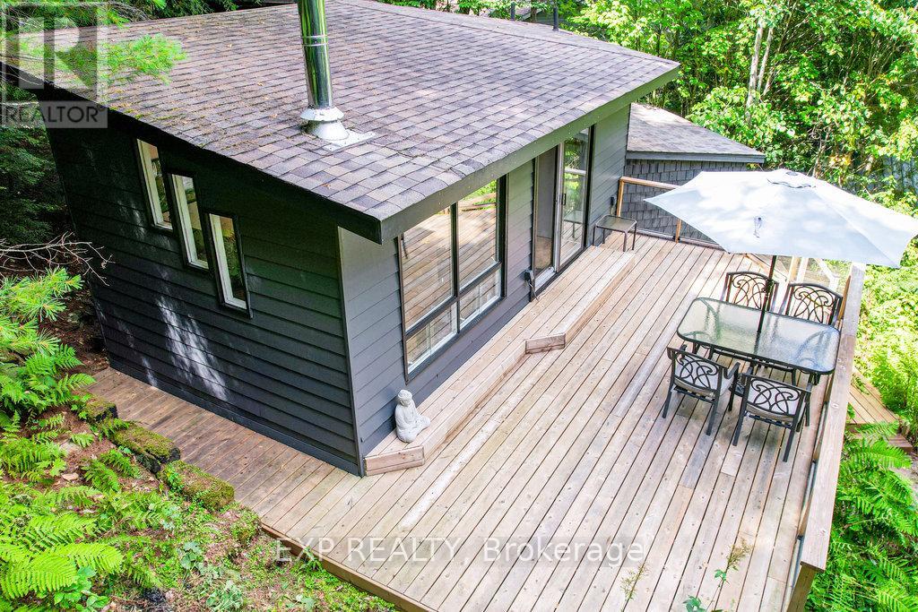 565 West Diamond Lake Road, Hastings Highlands (Herschel Ward), Ontario  K0L 2A0 - Photo 4 - X12346822