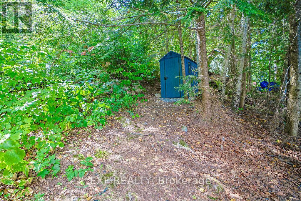 565 West Diamond Lake Road, Hastings Highlands (Herschel Ward), Ontario  K0L 2A0 - Photo 41 - X12346822