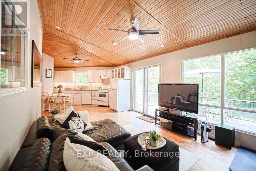 565 West Diamond Lake Road, Hastings Highlands (Herschel Ward), Ontario  K0L 2A0 - Photo 8 - X12346822