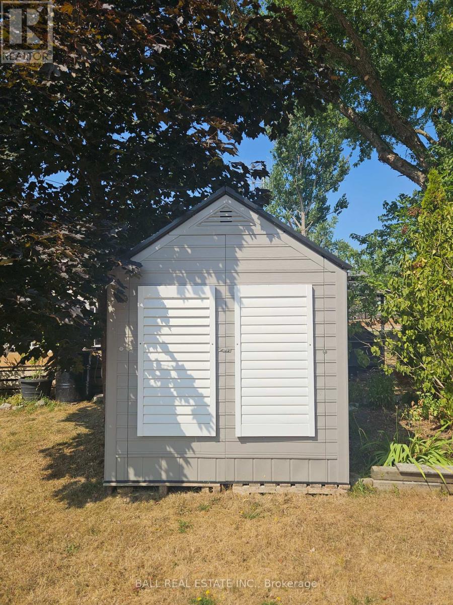 657 Thunderbridge Road, Kawartha Lakes (Lindsay), Ontario  K9V 4R1 - Photo 16 - X12347215