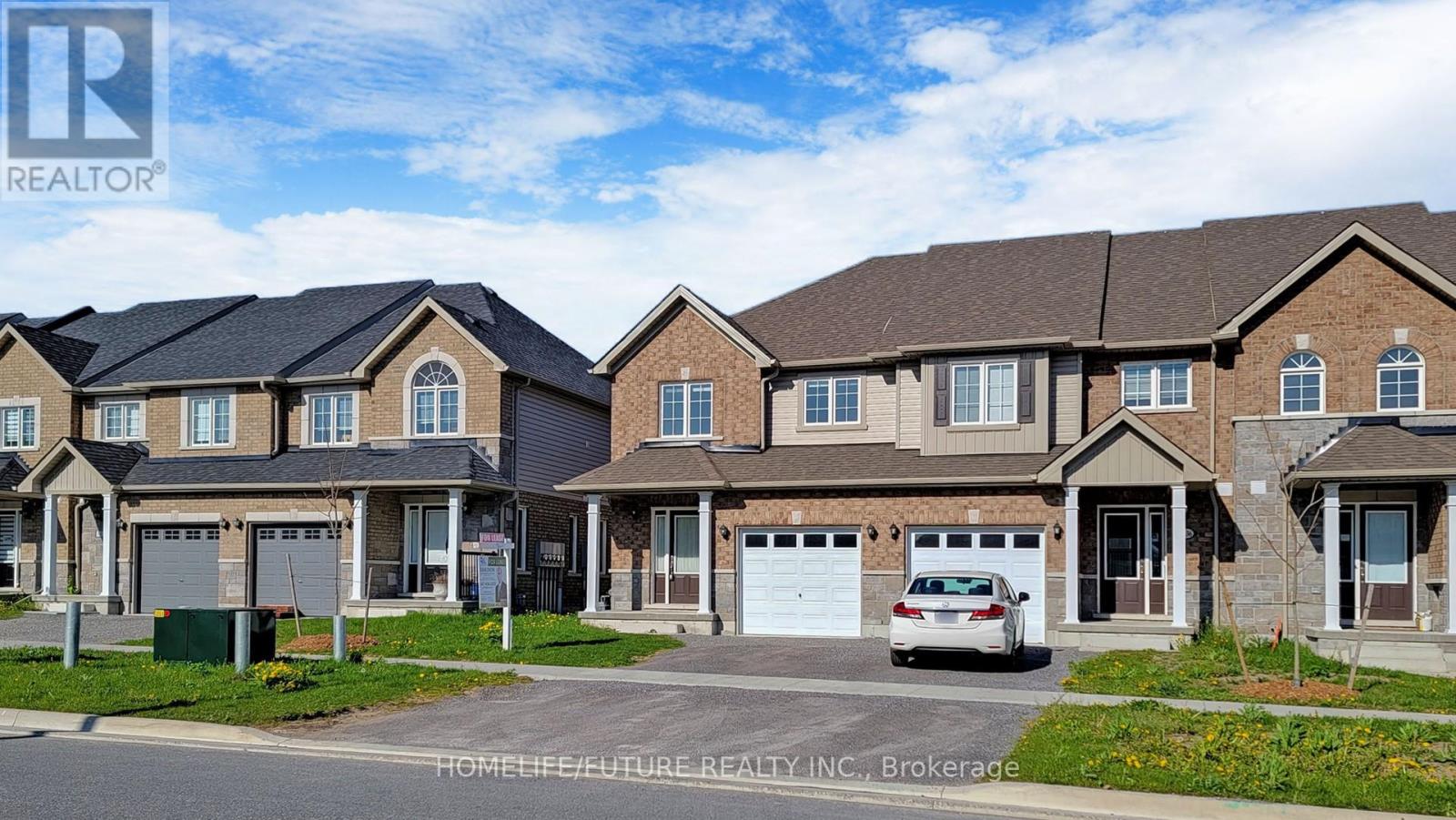 1638 Hetherington Drive, Peterborough North (University Heights), Ontario  K9L 1Y7 - Photo 2 - X12347118