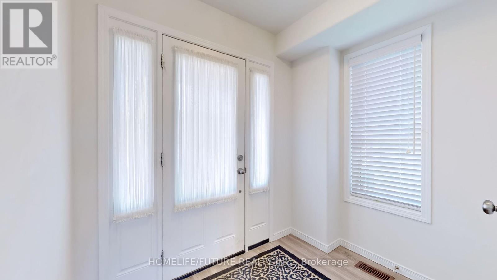 1638 Hetherington Drive, Peterborough North (University Heights), Ontario  K9L 1Y7 - Photo 21 - X12347118