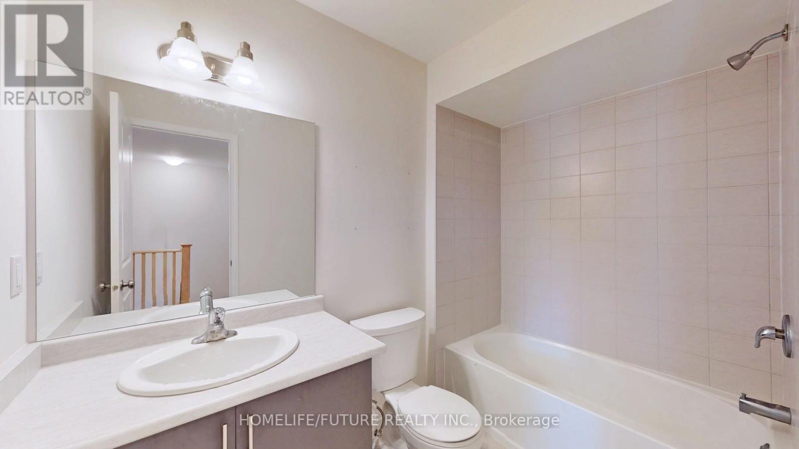 1638 Hetherington Drive, Peterborough North (University Heights), Ontario  K9L 1Y7 - Photo 40 - X12347118