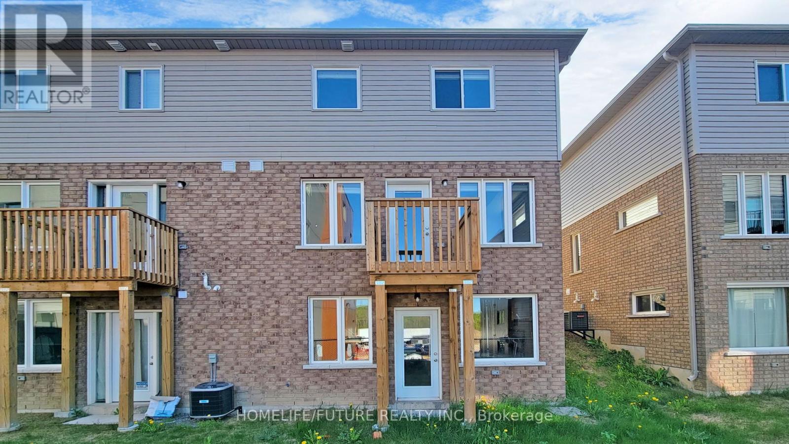 1638 Hetherington Drive, Peterborough North (University Heights), Ontario  K9L 1Y7 - Photo 48 - X12347118