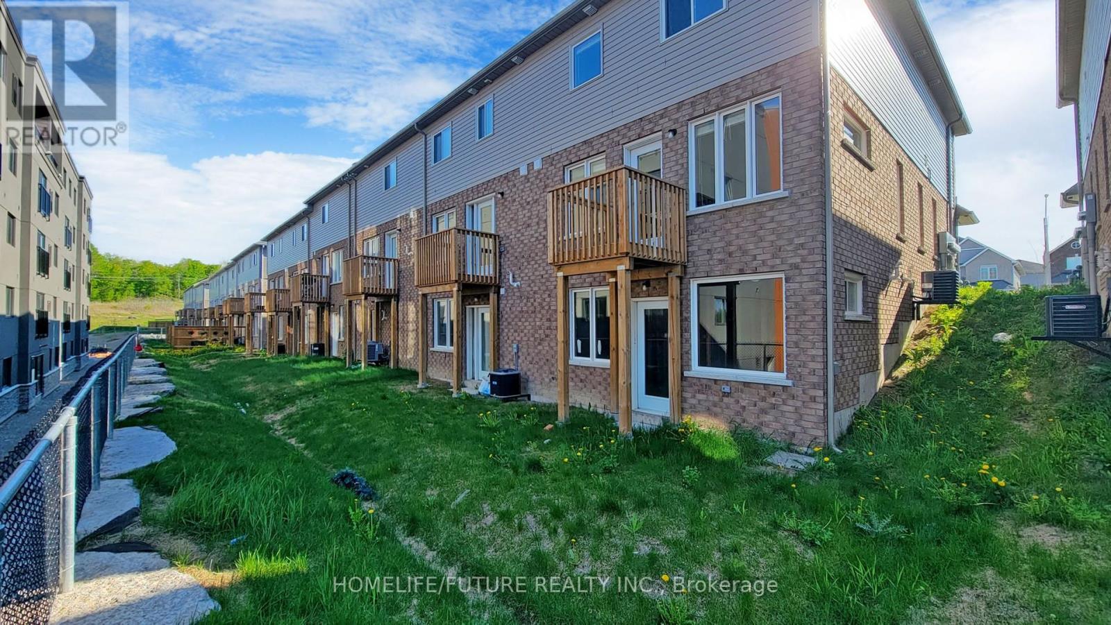1638 Hetherington Drive, Peterborough North (University Heights), Ontario  K9L 1Y7 - Photo 50 - X12347118