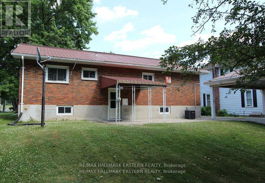 66 Margaret Street, Trent Hills (Campbellford), Ontario  K0L 1L0 - Photo 27 - X12347409