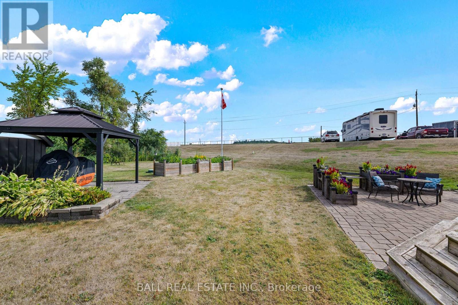 18 Edwin Court, Otonabee-South Monaghan, Ontario  K0L 2G0 - Photo 11 - X12347786
