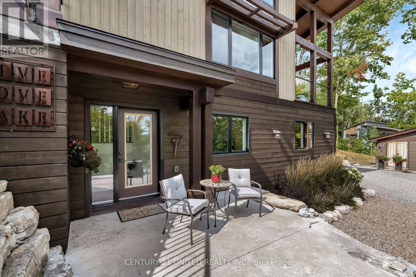 72 Darling Drive, Selwyn, Ontario  K0L 2W0 - Photo 41 - X12347817