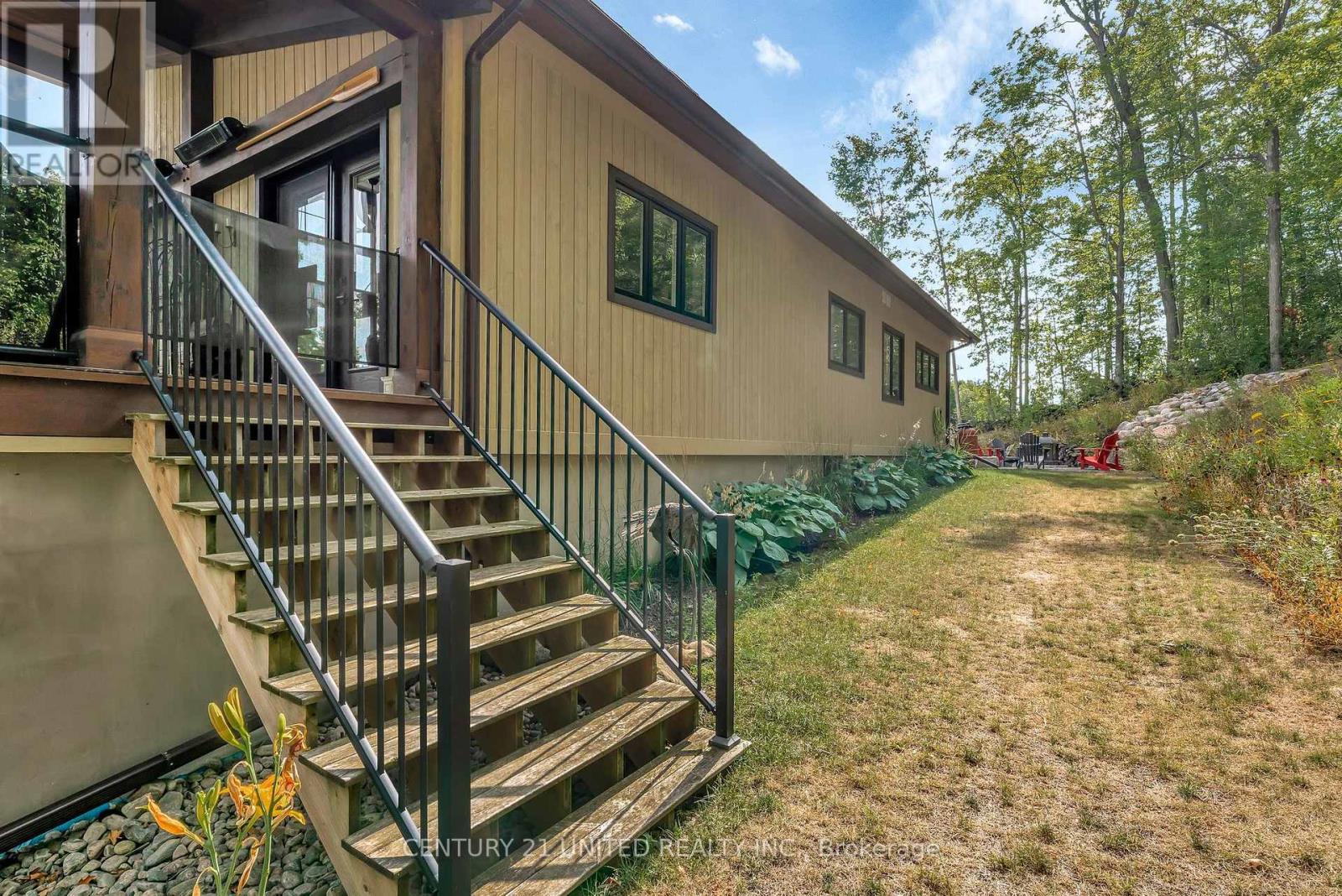 72 Darling Drive, Selwyn, Ontario  K0L 2W0 - Photo 44 - X12347817