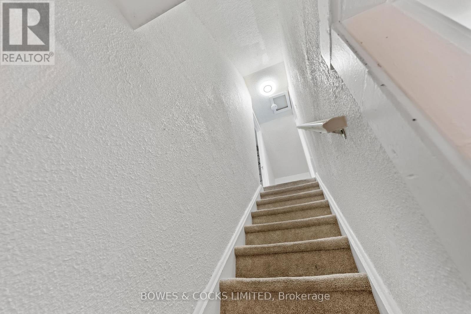 283 Lake Street, Peterborough Central (South), Ontario  K9J 2H5 - Photo 26 - X12348426