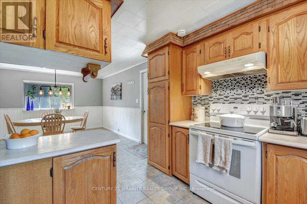 34003 Hwy 28 Highway E, Carlow/mayo (Mayo Ward), Ontario  K0L 1C0 - Photo 10 - X12349280