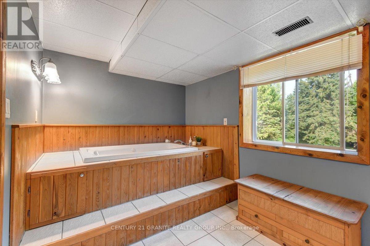 34003 Hwy 28 Highway E, Carlow/mayo (Mayo Ward), Ontario  K0L 1C0 - Photo 23 - X12349280