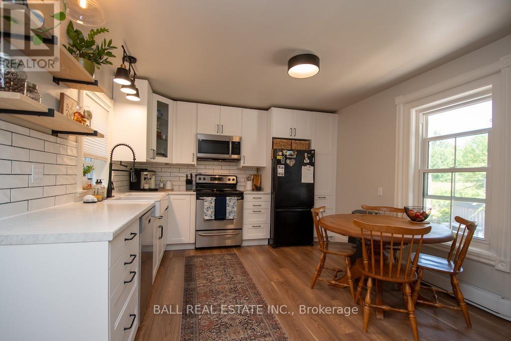 72 Oxford Street, Selwyn, Ontario  K0L 2H0 - Photo 10 - X12349681