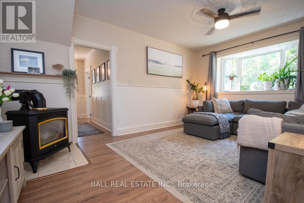 72 Oxford Street, Selwyn, Ontario  K0L 2H0 - Photo 7 - X12349681