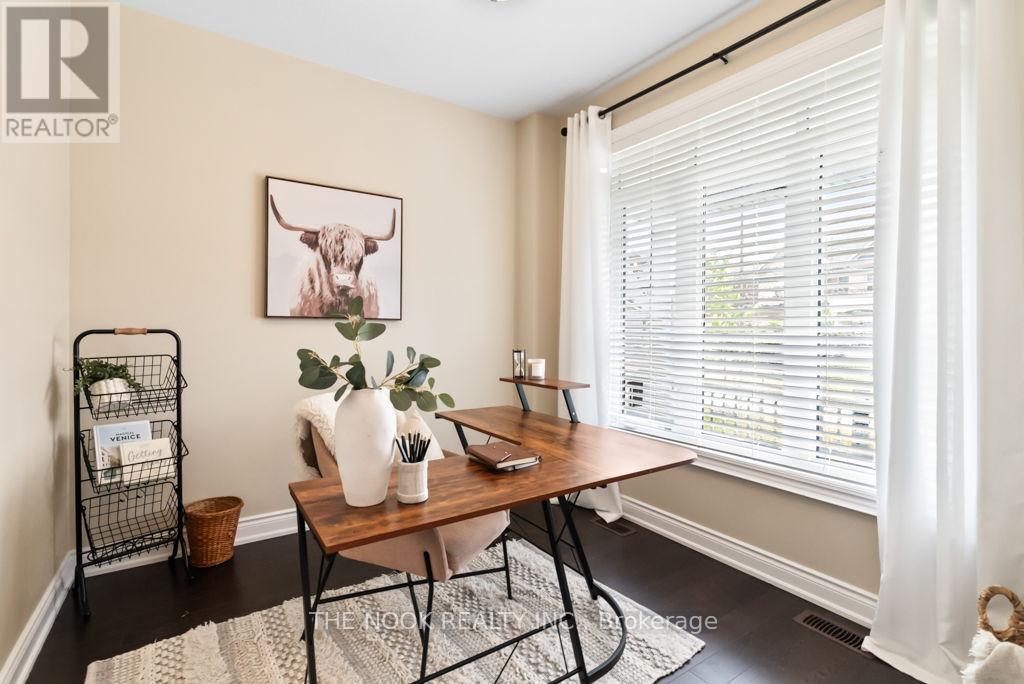 70 Highlands Boulevard, Cavan Monaghan (Cavan Twp), Ontario  L0A 1G0 - Photo 6 - X12349823