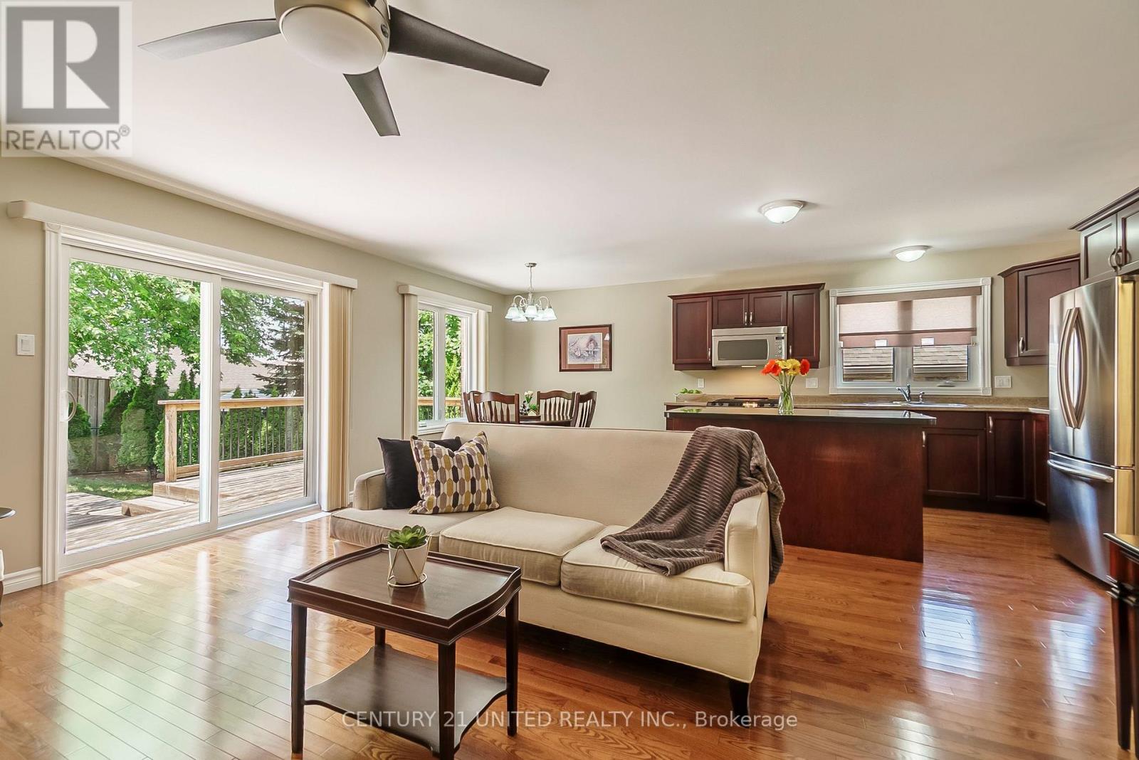 441 Bianco Crescent, Peterborough West (North), Ontario  K9K 0A3 - Photo 6 - X12349875