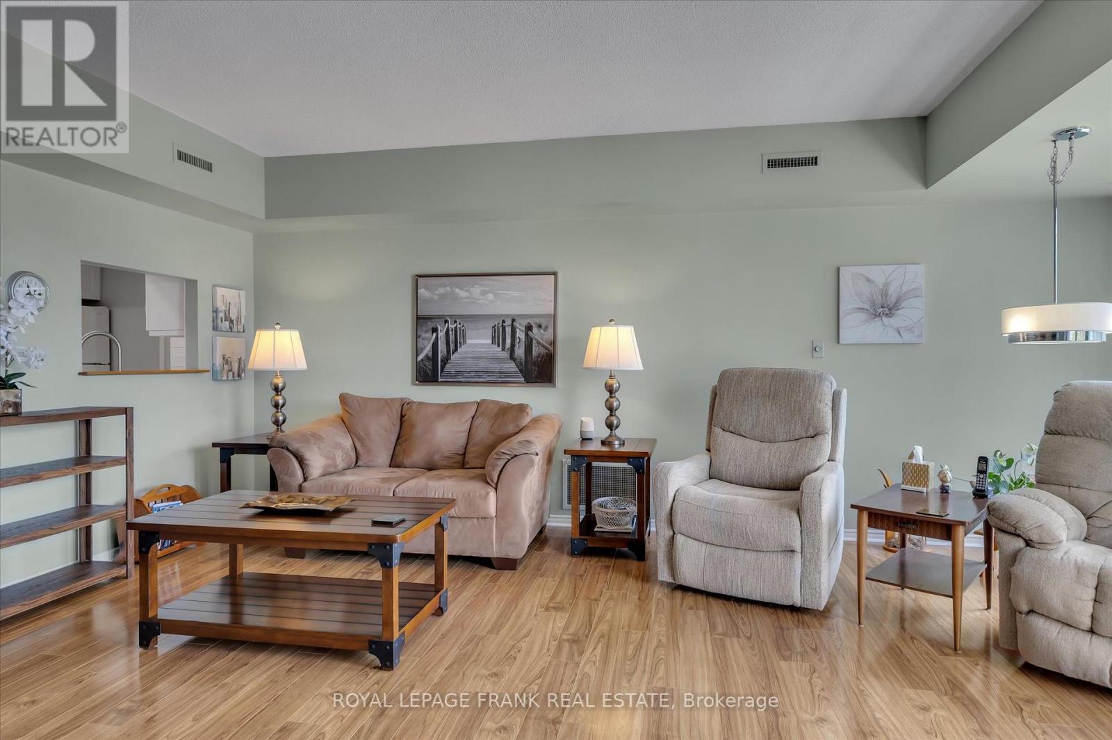 308 - 40 Auburn Street, Peterborough East (North), Ontario  K9H 2G2 - Photo 10 - X12350139