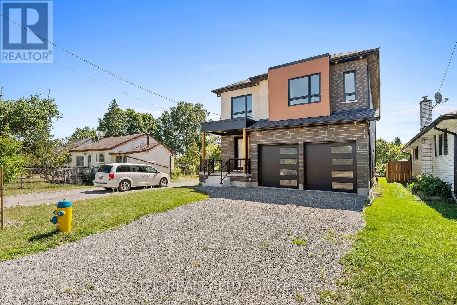 678 Otonabee Drive, Peterborough South (East), Ontario  K9J 7P9 - Photo 2 - X12350230